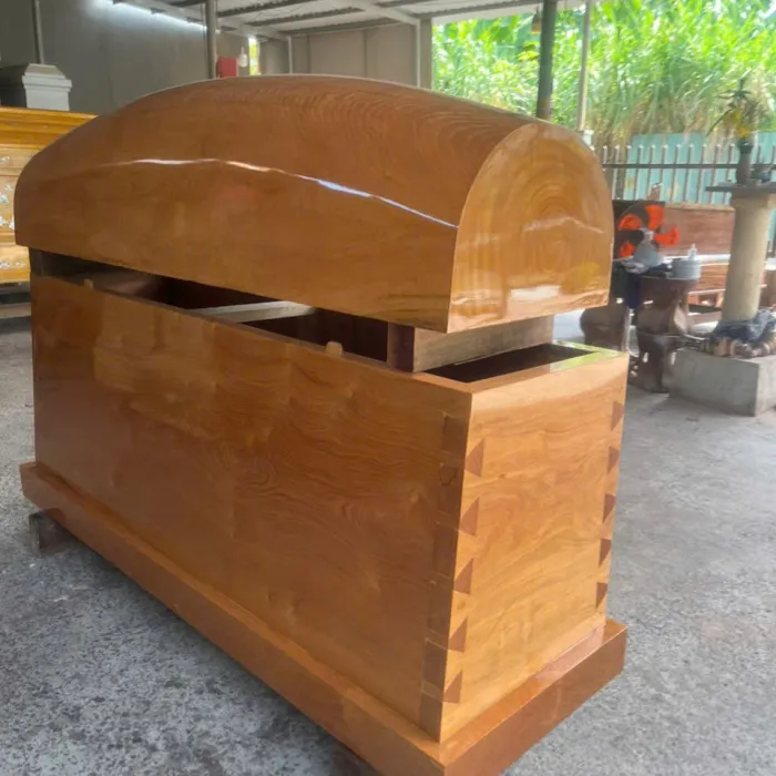 Áo quan gỗ trai